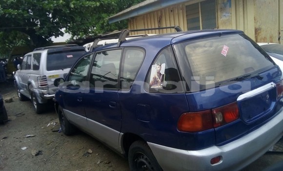 Acheter Occasion Voiture Toyota Picnic Bleu à Lagos, État de Lagos Acheter Occasion Voiture Toyota Picnic Bleu à Lagos, État de Lagos