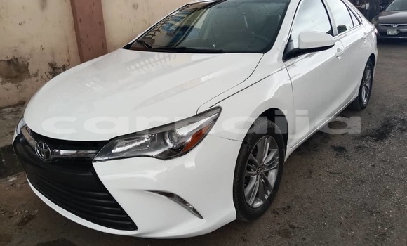 Buy Used Toyota Camry White Car in Lagos in Lagos State