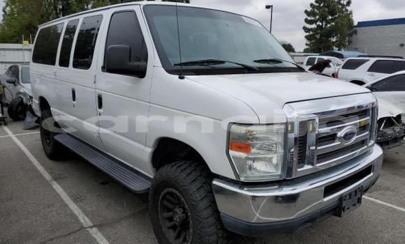 Buy New Ford Econoline White Car in Badagry in Lagos State Buy New Ford Econoline White Car in Badagry in Lagos State