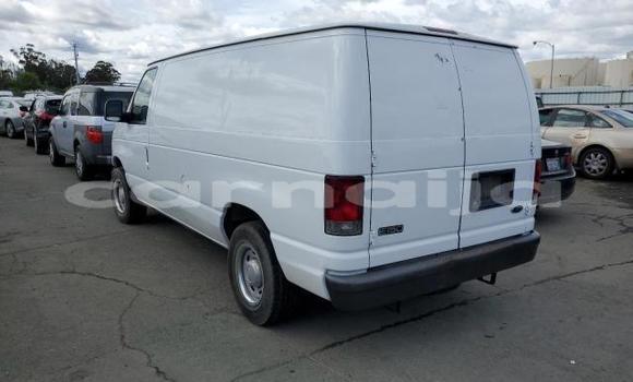 Buy New Ford Econoline White Car in Badagry in Lagos State Buy New Ford Econoline White Car in Badagry in Lagos State