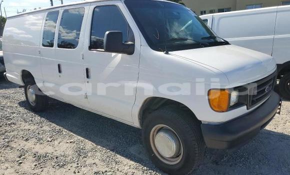 Acheter Neuf Voiture Ford Econoline Blanc à Badagry, État de Lagos Acheter Neuf Voiture Ford Econoline Blanc à Badagry, État de Lagos