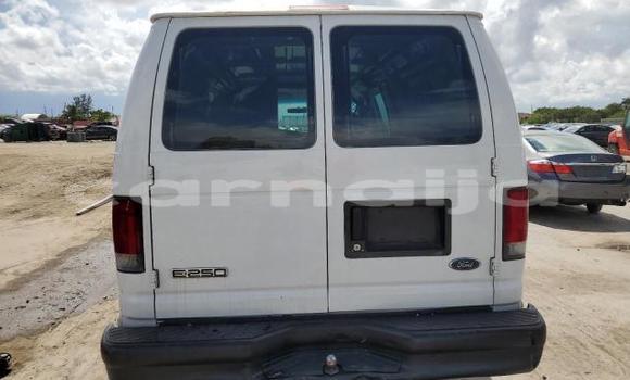 Acheter Neuf Voiture Ford Econoline Blanc à Badagry, État de Lagos Acheter Neuf Voiture Ford Econoline Blanc à Badagry, État de Lagos
