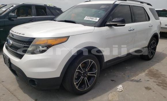 Acheter Neuf Voiture Ford Explorer Blanc à Badagry, État de Lagos Acheter Neuf Voiture Ford Explorer Blanc à Badagry, État de Lagos