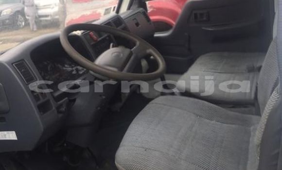Acheter Import Utilitaire Toyota Dyna Bleu à Daura, Katsina Acheter Import Utilitaire Toyota Dyna Bleu à Daura, Katsina