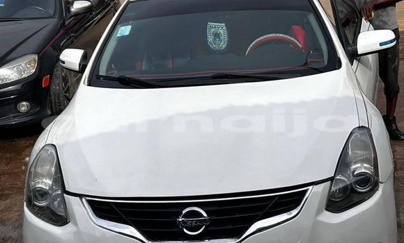 Buy Used Nissan Maxima Black Car in Lagos in Lagos State