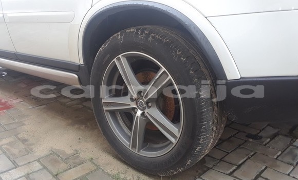 Buy New Volvo V40 White Car in Lagos in Lagos State