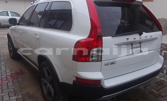 Acheter Neuf Voiture Volvo V40 Blanc à Lagos, État de Lagos Acheter Neuf Voiture Volvo V40 Blanc à Lagos, État de Lagos