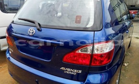 Acheter Import Voiture Toyota Avensis Verso Bleu à Lagos, État de Lagos Acheter Import Voiture Toyota Avensis Verso Bleu à Lagos, État de Lagos