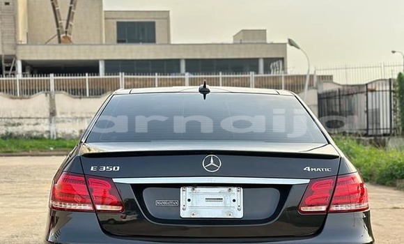 Buy Used Mercedes-Benz E200 Black Car in Lagos in Lagos State