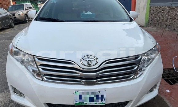 Buy Used Toyota Venza White Car in Lagos in Lagos State