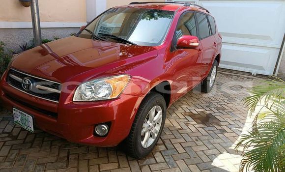 Acheter Occasion Voiture Toyota RAV4 Rouge à Lagos, État de Lagos Acheter Occasion Voiture Toyota RAV4 Rouge à Lagos, État de Lagos