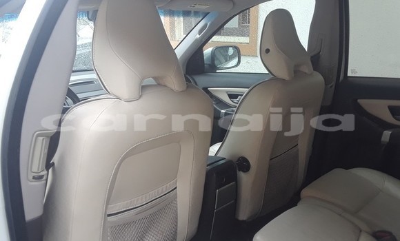 Acheter Neuf Voiture Volvo V40 Blanc à Abaji, Territoire de la capitale fédérale Acheter Neuf Voiture Volvo V40 Blanc à Abaji, Territoire de la capitale fédérale