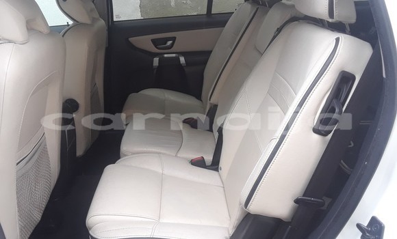 Acheter Neuf Voiture Volvo V40 Blanc à Abaji, Territoire de la capitale fédérale Acheter Neuf Voiture Volvo V40 Blanc à Abaji, Territoire de la capitale fédérale