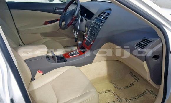 Buy Import Lexus ES White Car in Daura in Katsina Buy Import Lexus ES White Car in Daura in Katsina