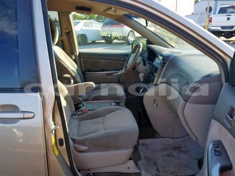 Big with watermark toyota sienna katsina daura 3485