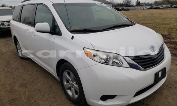 Buy Import Toyota Sienna Other Car in Lagos in Lagos State