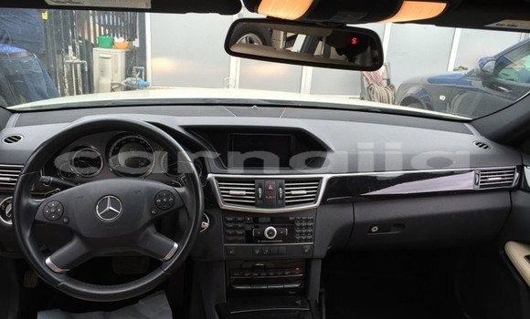 Acheter Occasion Voiture Mercedes-Benz CLK–Class Blanc à Ado–Ekiti, État d'Ekiti Acheter Occasion Voiture Mercedes-Benz CLK–Class Blanc à Ado–Ekiti, État d'Ekiti