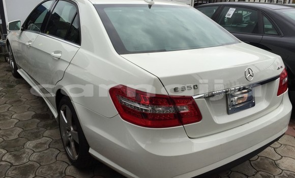 Acheter Occasion Voiture Mercedes-Benz CLK–Class Blanc à Ado–Ekiti, État d'Ekiti Acheter Occasion Voiture Mercedes-Benz CLK–Class Blanc à Ado–Ekiti, État d'Ekiti