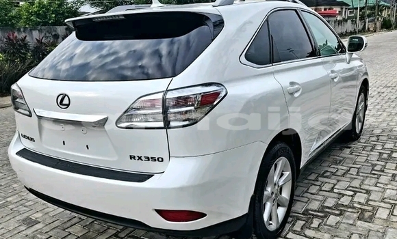 Acheter Occasion Voiture Lexus RX 350 Blanc à Akure, État d'Ondo Acheter Occasion Voiture Lexus RX 350 Blanc à Akure, État d'Ondo