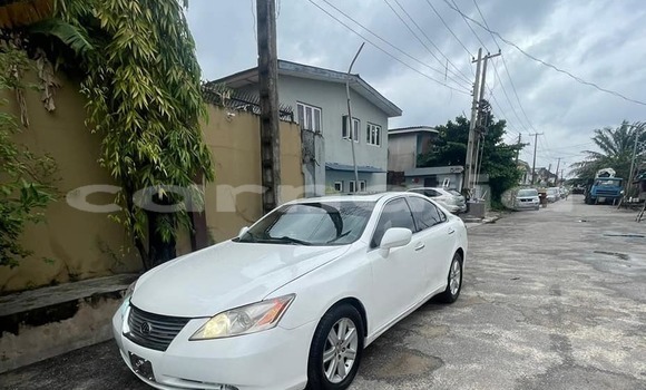 Buy Used Lexus ES White Car in Lagos in Lagos State Buy Used Lexus ES White Car in Lagos in Lagos State