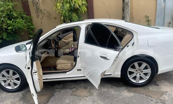 Acheter Occasion Voiture Lexus ES Blanc à Lagos, État de Lagos Acheter Occasion Voiture Lexus ES Blanc à Lagos, État de Lagos