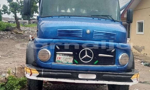 Buy Used Mercedes Viano Blue Car in Lagos in Lagos State Buy Used Mercedes Viano Blue Car in Lagos in Lagos State