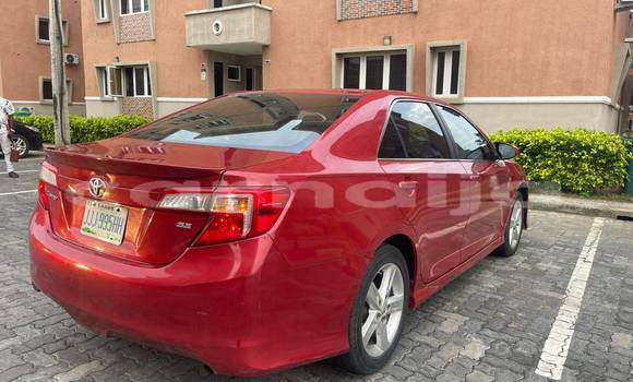 Acheter Occasion Voiture Toyota Camry Rouge à Lagos, État de Lagos Acheter Occasion Voiture Toyota Camry Rouge à Lagos, État de Lagos