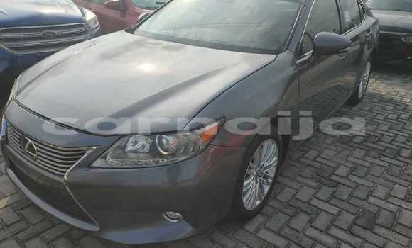 Acheter Occasion Voiture Lexus ES 300 Noir à Lagos, État de Lagos