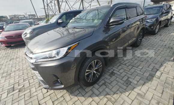 Buy New Toyota Highlander Black Car in Lagos in Lagos State Buy New Toyota Highlander Black Car in Lagos in Lagos State