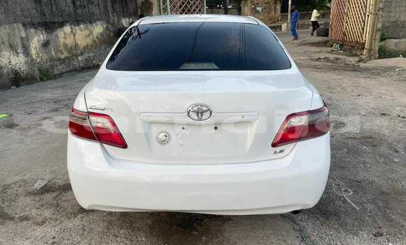 Acheter Occasion Voiture Toyota Camry Blanc à Lagos, État de Lagos Acheter Occasion Voiture Toyota Camry Blanc à Lagos, État de Lagos