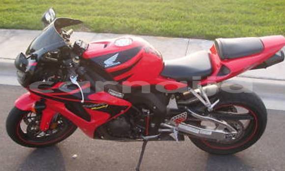 Acheter Occasion Moto Honda CBR 1000 RR Rouge à Lagos, État de Lagos Acheter Occasion Moto Honda CBR 1000 RR Rouge à Lagos, État de Lagos