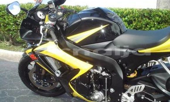 Acheter Occasion Moto Suzuki GSX–R Noir à Etiti, Imo Acheter Occasion Moto Suzuki GSX–R Noir à Etiti, Imo
