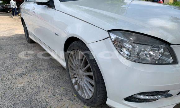 Acheter Occasion Voiture Mercedes-Benz C-Classe Blanc à Abuja, État de Lagos Acheter Occasion Voiture Mercedes-Benz C-Classe Blanc à Abuja, État de Lagos