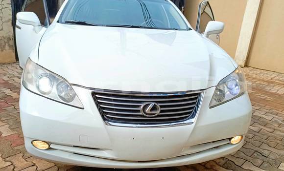 Buy Used Lexus ES 300 White Car in Abuja in Lagos State
