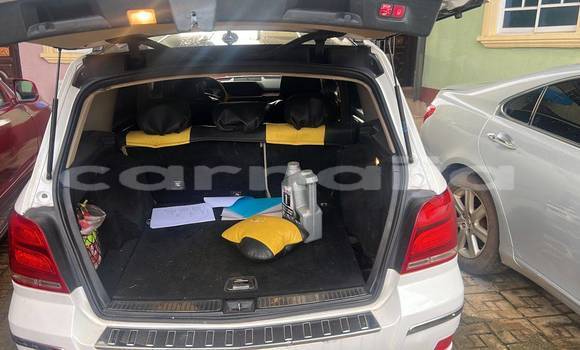 Acheter Occasion Voiture Mercedes-Benz GLK–Class Blanc à Abuja, État de Lagos Acheter Occasion Voiture Mercedes-Benz GLK–Class Blanc à Abuja, État de Lagos