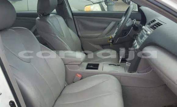 Acheter Import Voiture Toyota Camry Blanc à Lagos, État de Lagos Acheter Import Voiture Toyota Camry Blanc à Lagos, État de Lagos