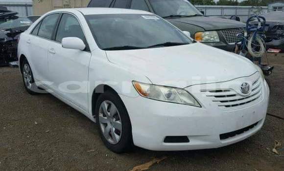 Acheter Import Voiture Toyota Camry Blanc à Lagos, État de Lagos Acheter Import Voiture Toyota Camry Blanc à Lagos, État de Lagos