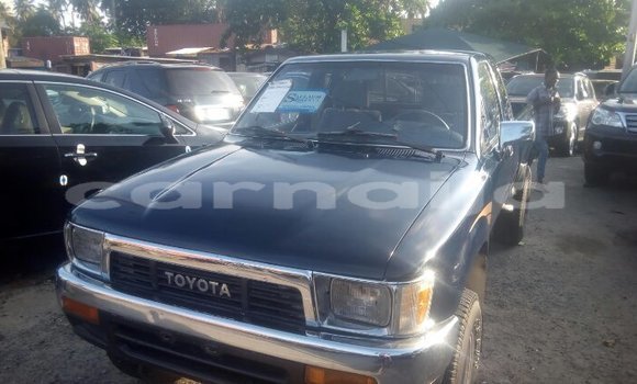 Acheter Occasion Voiture Toyota Pickup Noir à Aiyetoro, Ogun