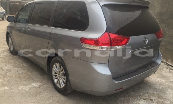 Acheter Occasion Voiture Toyota Sienna Autre à Abeokuta, État d'Ogun Acheter Occasion Voiture Toyota Sienna Autre à Abeokuta, État d'Ogun