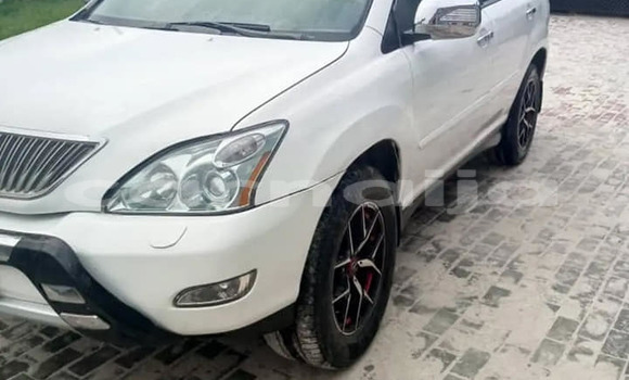 Buy Used Lexus RX 330 White Car in Abuja in Lagos State Buy Used Lexus RX 330 White Car in Abuja in Lagos State
