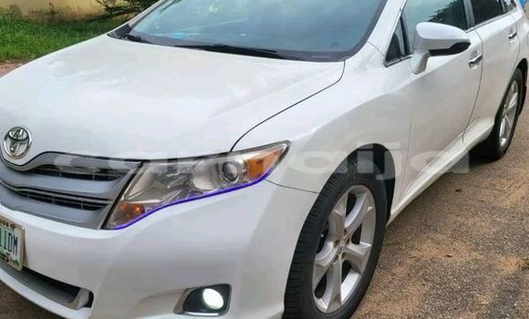 Buy Used Toyota Venza White Car in Abuja in Lagos State Buy Used Toyota Venza White Car in Abuja in Lagos State