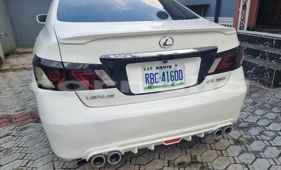 Buy Used Lexus ES White Car in Abuja in Lagos State Buy Used Lexus ES White Car in Abuja in Lagos State
