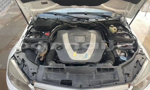 Buy Used Mercedes-Benz C–Class White Car in Abuja in Lagos State Buy Used Mercedes-Benz C–Class White Car in Abuja in Lagos State