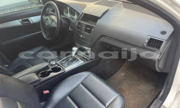 Buy Used Mercedes-Benz C–Class White Car in Abuja in Lagos State Buy Used Mercedes-Benz C–Class White Car in Abuja in Lagos State