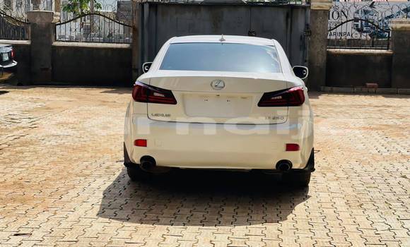 Buy Used Lexus IS White Car in Abuja in Lagos State Buy Used Lexus IS White Car in Abuja in Lagos State