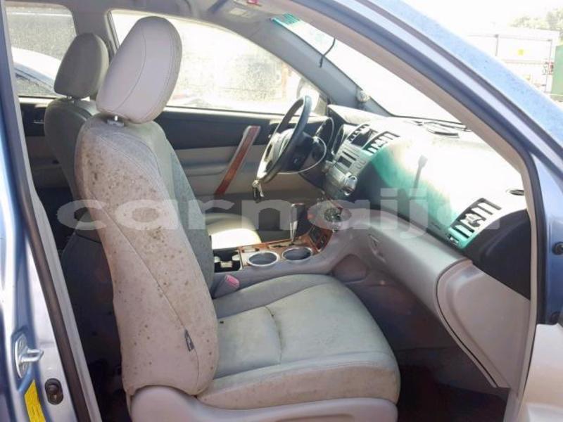 Big with watermark toyota highlander katsina daura 3552