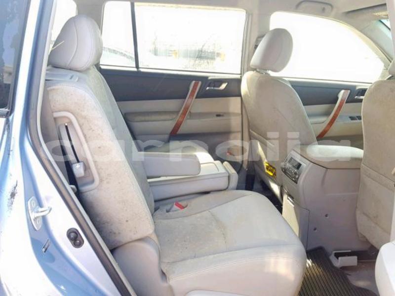 Big with watermark toyota highlander katsina daura 3552