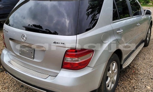 Acheter Occasion Voiture Mercedes-Benz ML–Class Autre à Abuja, État de Lagos Acheter Occasion Voiture Mercedes-Benz ML–Class Autre à Abuja, État de Lagos