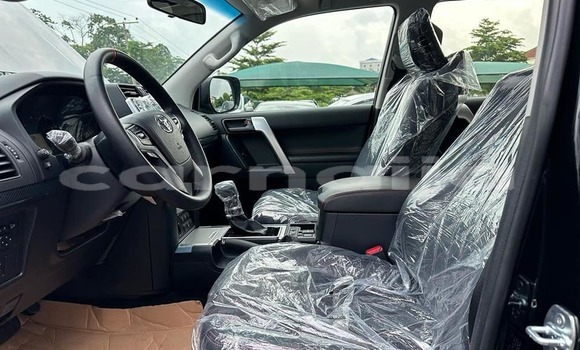 Acheter Occasion Voiture Toyota Land Cruiser Noir à Abuja, État de Lagos Acheter Occasion Voiture Toyota Land Cruiser Noir à Abuja, État de Lagos