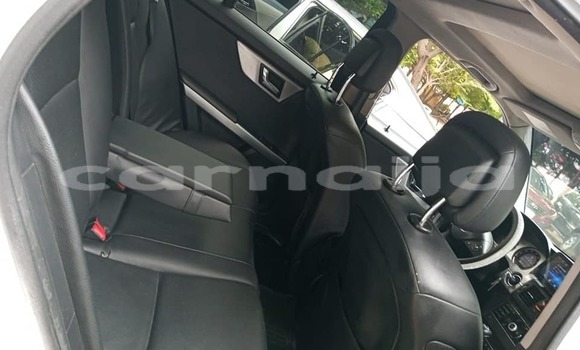 Acheter Occasion Voiture Mercedes-Benz GLK–Class Blanc à Abuja, État de Lagos Acheter Occasion Voiture Mercedes-Benz GLK–Class Blanc à Abuja, État de Lagos